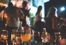Polizei löst 100 Private Partys in Madrid auf