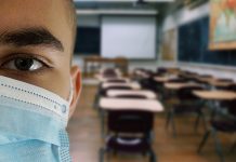 Verfassungsgerichtshof Österreich Maskenpflicht im Schulgebäude und Klassenteilung im Frühjahr waren gesetzwidrig
