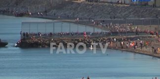 5000 Marokkaner schwimmen zur Spanischen Exklave Ceuta