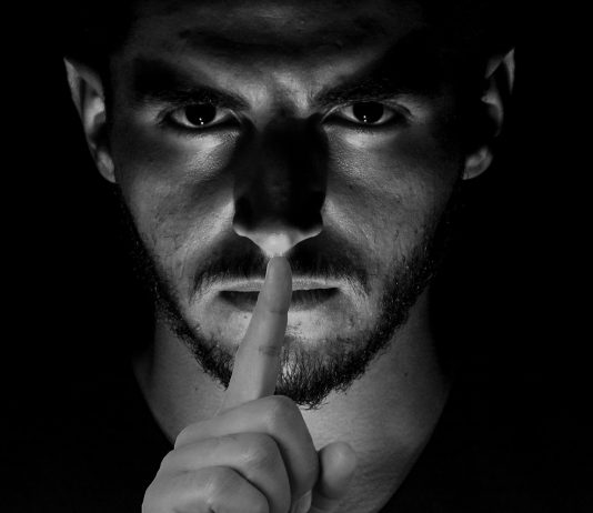 Unterstützen Sie uns im Kampf gegen Zensur