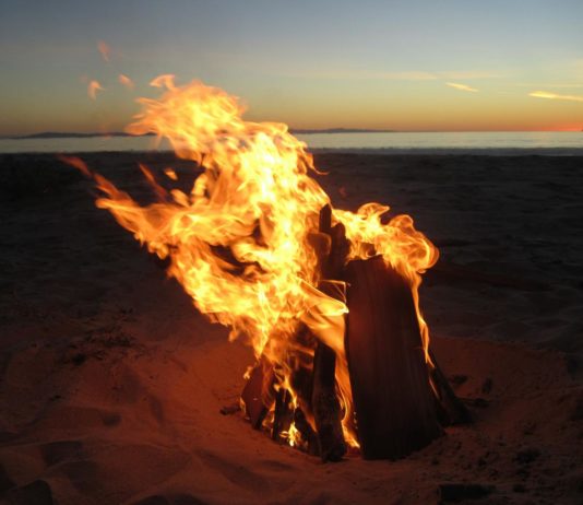 Feuer San Juan Torreveja