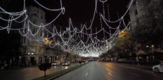 Madrid schaltet die Weihnachtsbeleuchtung mit 11 Millionen hocheffizienten LED-Lampen ein