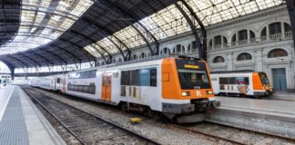 Sagrera Tunnel Rodalies Zug Barcelona