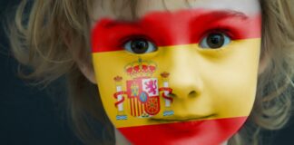 Ausländer Spanier Kind