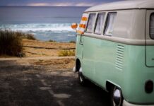 Wohnmobile in Spanien: Die DGT unterscheidet endlich zwischen Parken und Campen