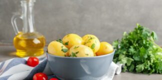 Gekochte Kartoffeln Spanien