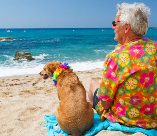 Spanien Strand Rentner