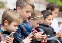 Das Bildungsministerium schlägt vor Mobiltelefone an Spanischen Schulen zu verbieten