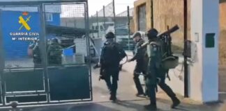 30 Personen verhaftet Die Guardia Civil zerschlägt die Organisation von Bubu dem aktivsten Kriminellen Südspaniens