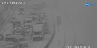 Der Sturm aus Schnee und Wind sorgt für Chaos auf Dutzenden von Straßen in Spanien