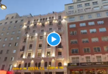 Eine Frau begeht Selbstmord indem sie sich vom Dach eines Gebäudes an der Gran Vía in Madrid stürzt