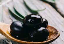 Spanische schwarze Oliven besiegen die Vereinigten Staaten