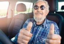 Das Europäische Parlament lehnt eine Altersgrenze für das Autofahren ab