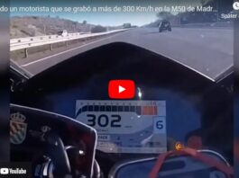 Die Nationalpolizei nimmt einen Motorradfahrer fest der mit 300 kmh über die Autobahn M50 in Madrid fuhr