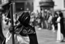 Die kuriosesten Traditionen der Karwoche in Spanien Begnadigungen, Juden töten, Totentänze