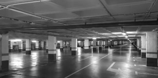 Dies sind die spanischen Städte, in denen die Garagenmieten im Jahr 2023 am stärksten gesunken sind