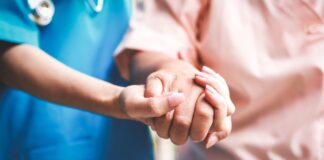 Laut einer Studie warten fast 180.000 Menschen auf Langzeitpflege in Spanien