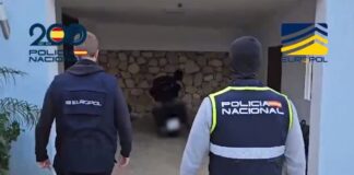 Der Anführer des Motorrad-Clubs MC Comanches wird in einer Villa in Málaga wegen versuchten Mordes verhaftet