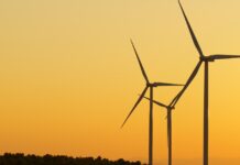 Die Entwicklung von Industrieprojekten in Galicien ist durch die gerichtliche Lähmung von Windparks gefährdet