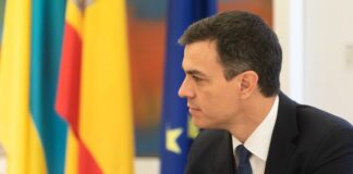 Sánchez fordert die EU auf ihre Investitionen in die Rüstungsindustrie zu erhöhen