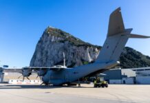 Spanien weist 4 Britische Soldaten nach Gibraltar aus