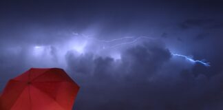 Die Woche in Spanien beginnt mit heftigen Gewittern ab Donnerstag steigen die Temperaturen aber auf 32°C