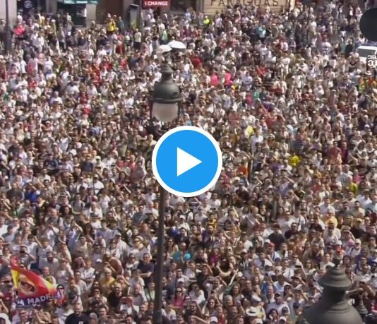 Real Madrid färbt die Straßen der Spanischen Hauptstadt mit 15.000 Madridistas weiß
