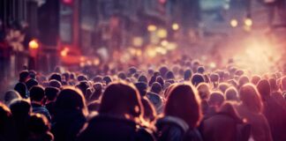 Spaniens Bevölkerung erreicht 48,6 Millionen und wächst täglich um 900 Menschen dank der Ankunft von Ausländern