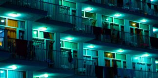 Die Guardia Civil fordert die Denunziation von Prostitutionswohnungen