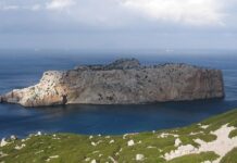 Die Geschichte der vier Inseln der Spanischen Souveränität vor Marokko