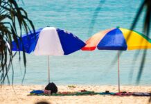 Sonnenschirmkrieg Geldstrafe bis zu 3000 Euro wenn sie einen Platz am Strand mit dem Sonnenschirm belegen