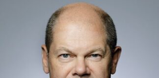 Die PP fordert Sánchez auf dem Scholz-Weg gegen irreguläre Migration zu folgen