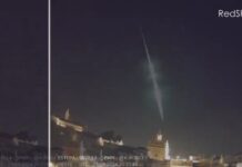 Ein spektakulärer Feuerball durchquert den Himmel der Provinz Sevilla
