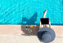 Fünf Krankheiten die Sie sich im Spanischen Hotel-Pool einfangen können und wie Sie ihnen vorbeugen können