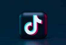 Pionierurteil in Badajoz Verurteilt wegen Verstoßes gegen eine einstweilige Verfügung indem er das TikTok Profil seiner Ex-Partnerin besucht hat