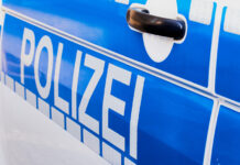Tritte gegen eine schwangere Frau Eine Spanische Familie prangert die Deutsche Polizei wegen einer brutalen Aggression an
