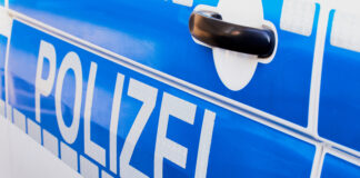 Tritte gegen eine schwangere Frau Eine Spanische Familie prangert die Deutsche Polizei wegen einer brutalen Aggression an