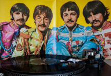 Als die Guardia Civil die Verhaftung von John Lennon und George Harrison befahl