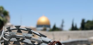 Spanien bringt arabische und europäische Länder zusammen um die Zwei-Staaten-Lösung zu fördern