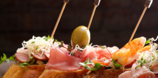 In dieser Spanischen Stadt gibt es die ultimative Tapas-Route die Sie nicht verpassen dürfen
