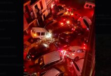 Mindestens dreizehn Menschen durch Überschwemmungen in Valencia getötet darunter vier Kinder
