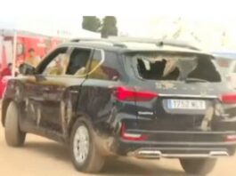 Die Guardia Civil leitet eine Untersuchung des Schadens am Auto des Gefolges von Pedro Sánchez ein