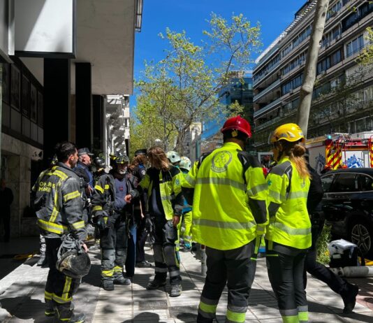 Arbeitsunfall in Madrid: Fünf Verletzte, zwei davon schwer, nach dem Einsturz einer Zwischendecke