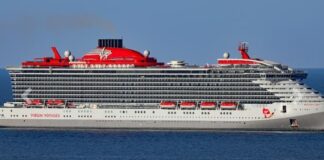 Warum der Luxusliner Brilliant Lady seit Oktober 2024 vor Málaga lieg