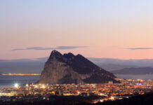 118 Flüge nach Gibraltar unter Verdacht: Verirrte Russen in Málaga auf der Flucht