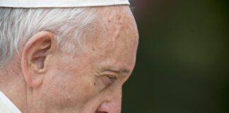 Die spanische Regierung beschließt dreitägige Trauer zum Tod von Papst Franziskus