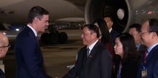 Sánchez kommt auf seiner Asienreise mitten im Handelskrieg in Vietnam an