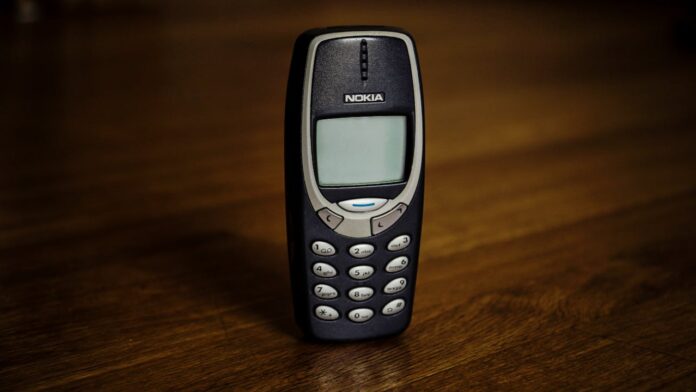 2G Handy Nokia Stromausfall Spanien Blackout-Helden aus der Schublade: 2G-Handys trotzen dem spanischen Stromausfall
