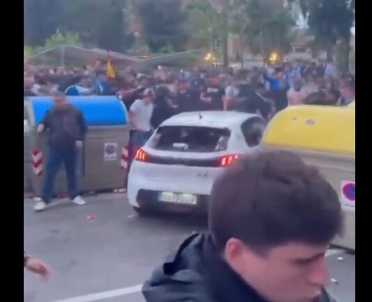 13 Verletzte als vor dem Cornellá-Stadion in Barcelona ein Auto zahlreiche Espanyol-Fans überfährt