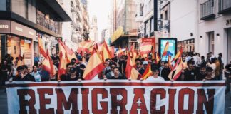 Im Inneren der faschistischen spanischen Falange Demonstration in Madrid